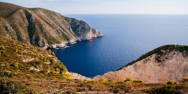 柔性制造系统：制造业应对多品种小批量订单的自动化解决方案