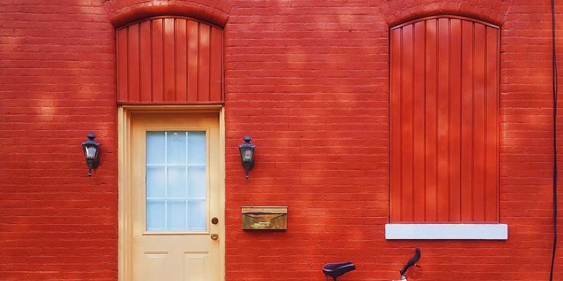 自适应控制与工艺优化：AI如何实时调整参数以提升加工精度与良率